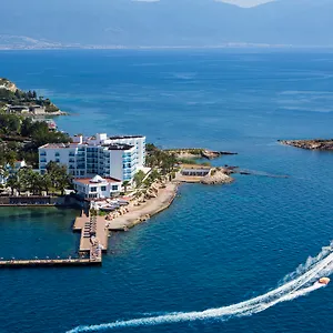 https://le-bleu-hotel-resort.aegeanhotels.net